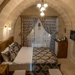 Underground Cave * غوريمِيه