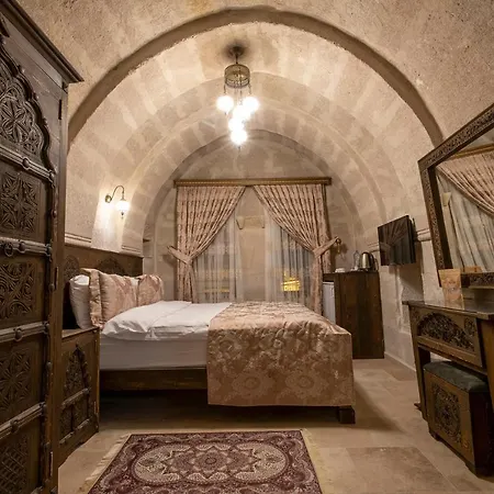 Underground Cave Hotel *
