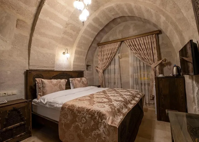 Underground Cave Hotel *