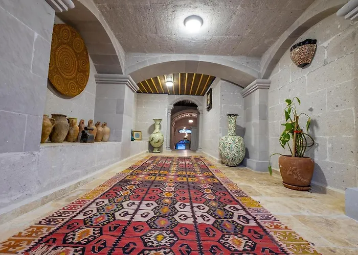 Underground Cave Hotel *